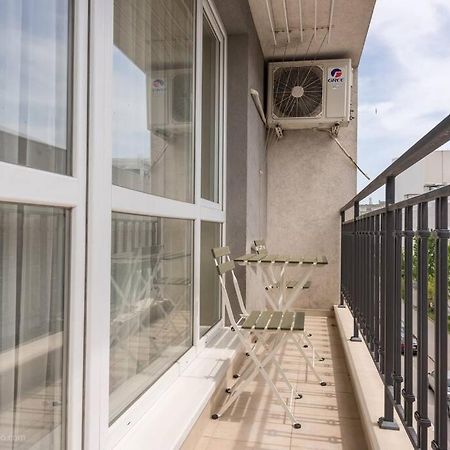 Bright Place Next To Grand Mall Varna Exterior photo